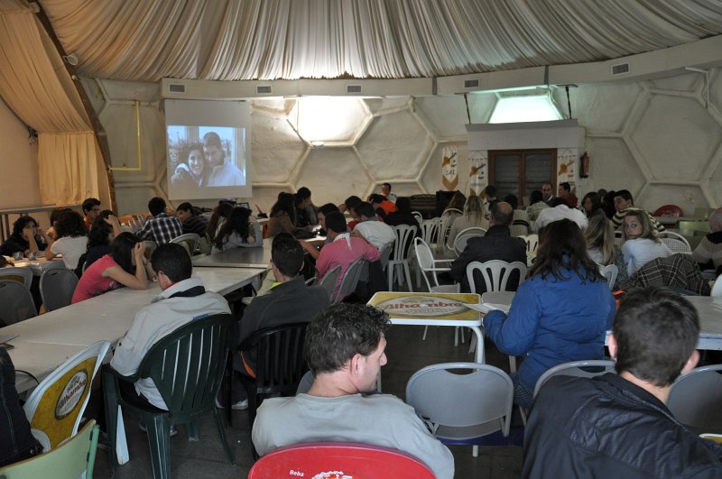 2011-jovenes-300.jpg